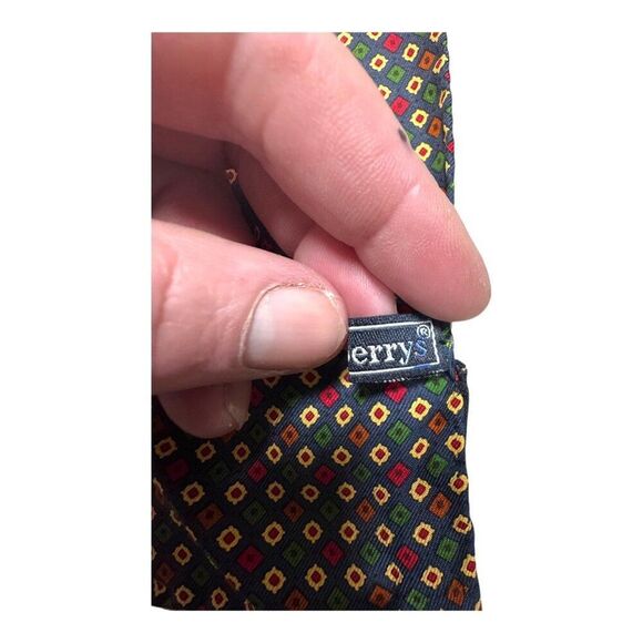 Burberry Vintage Italy-Made 100% Silk Pocket Square Handkerchief Scarf Geometric - Picture 8 of 8